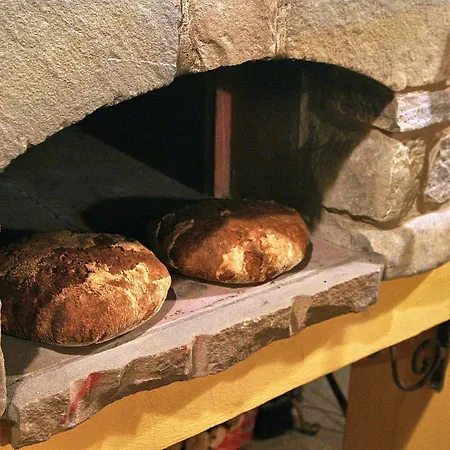 B&B Podere Cerreta Alojamento de Acomodação e Pequeno-almoço *